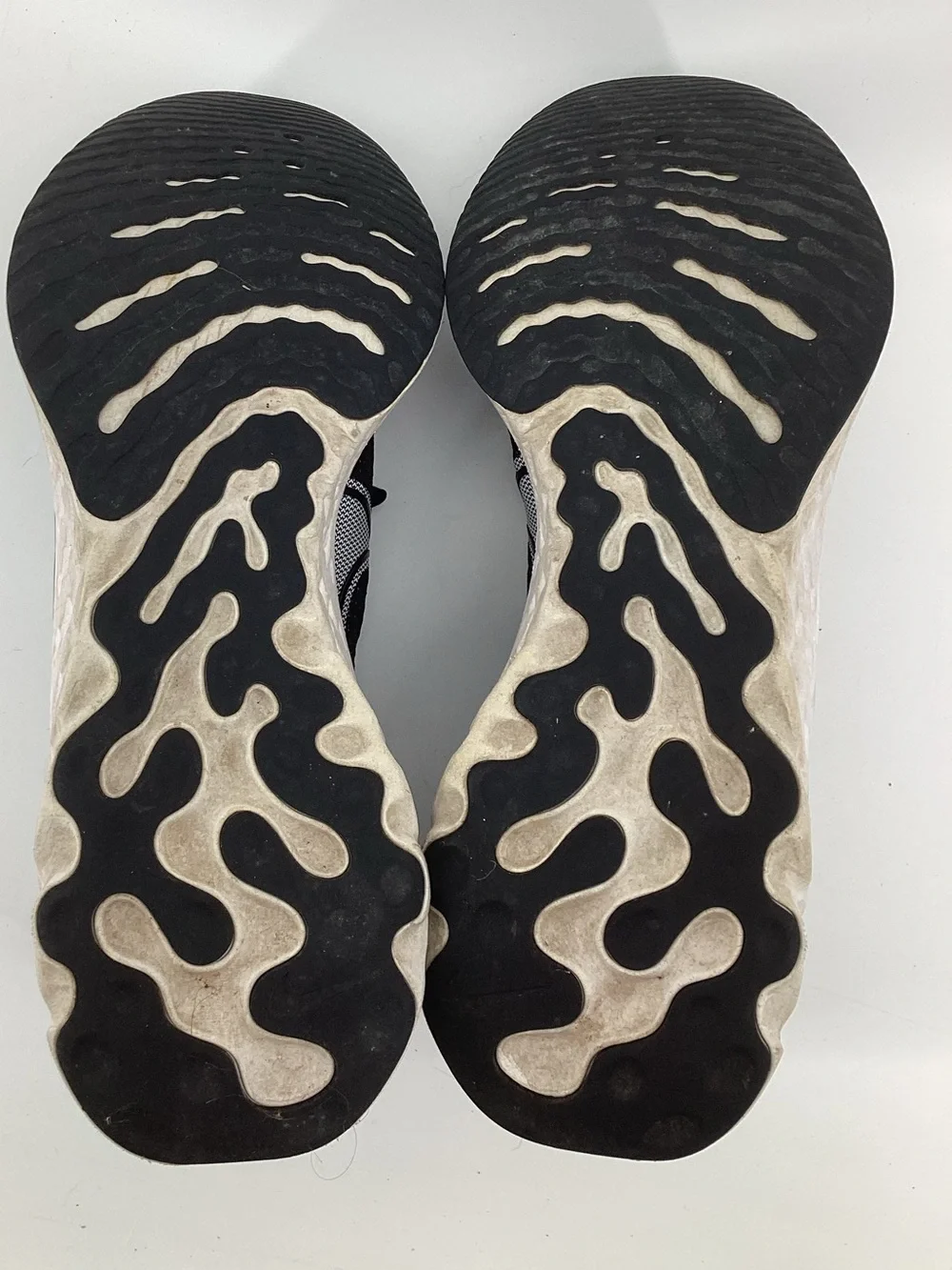 Nike Black & Gray Infinity React Knit Running Sneakers